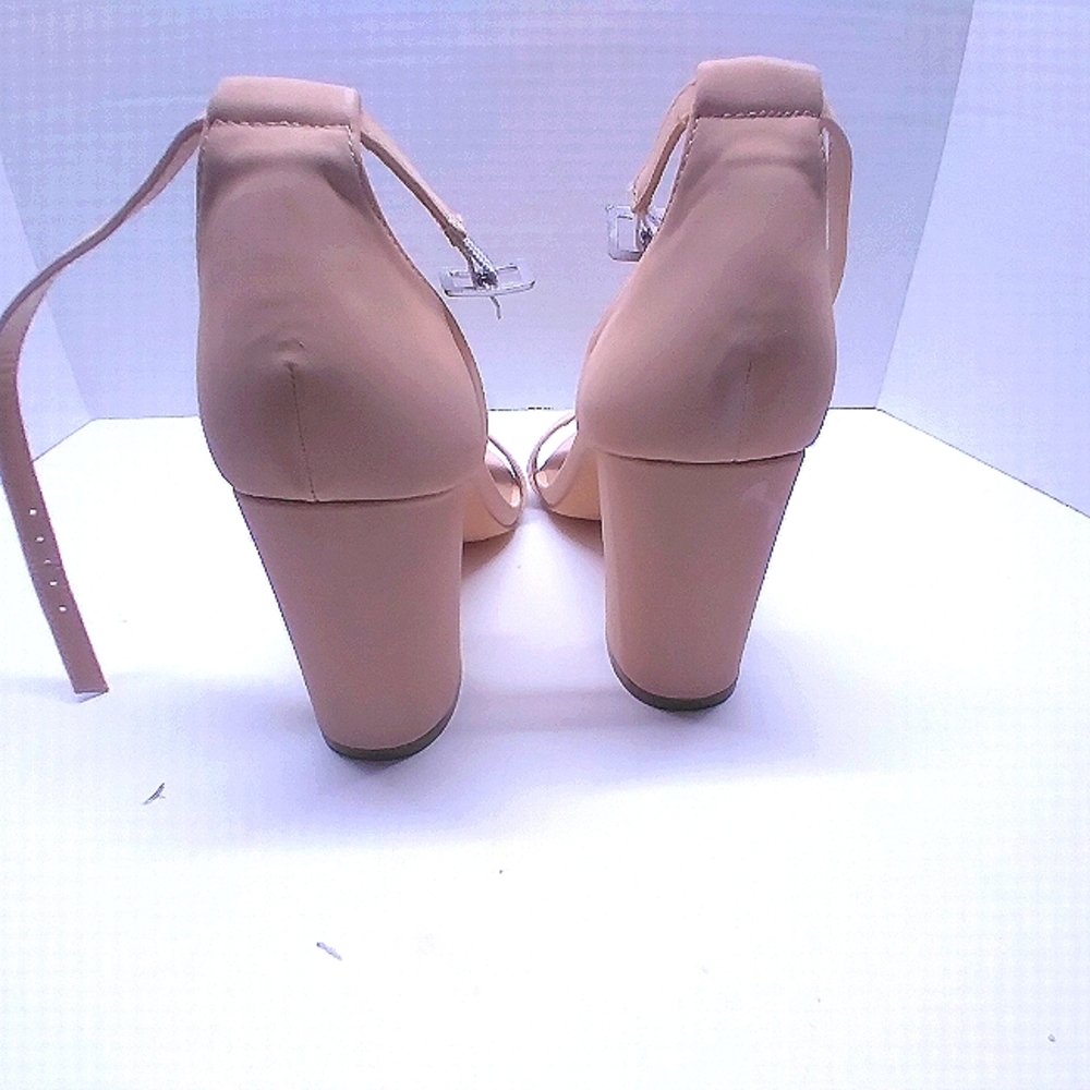 Cream Heels - Picture 3 of 7